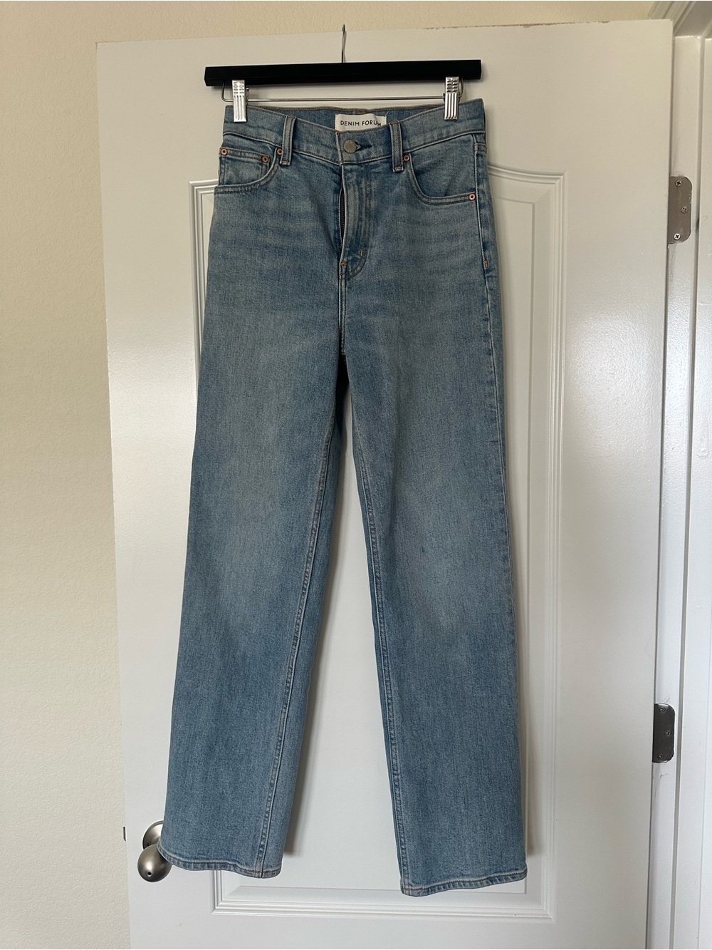 Aritzia The Arlo High Rise straight leg size 25